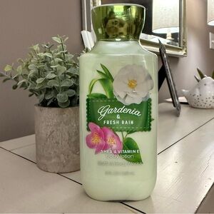 Bath & Body Works Gardenia & Fresh Rain Body Lotion | NEW • Discontinued